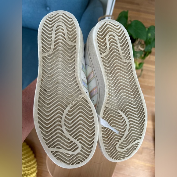 Adidas Superstar White Iridescent sneakers Sz 3 1/2 - Picture 3 of 7